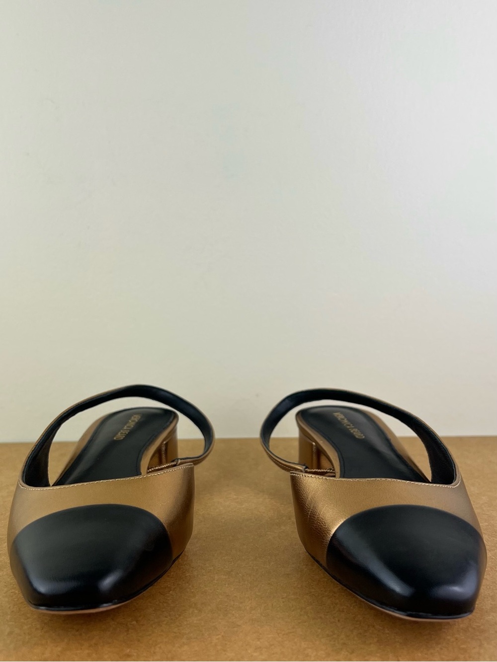 Veronica Beard Metallic Gold and Black Slingback Pumps - Picture 7 of 13